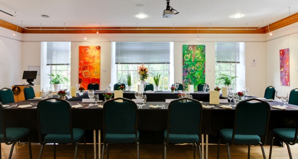 Our rooms are light and spacious. They vary in size, scope and character offering versatile spaces for meetings, special occasions and corporate events. 